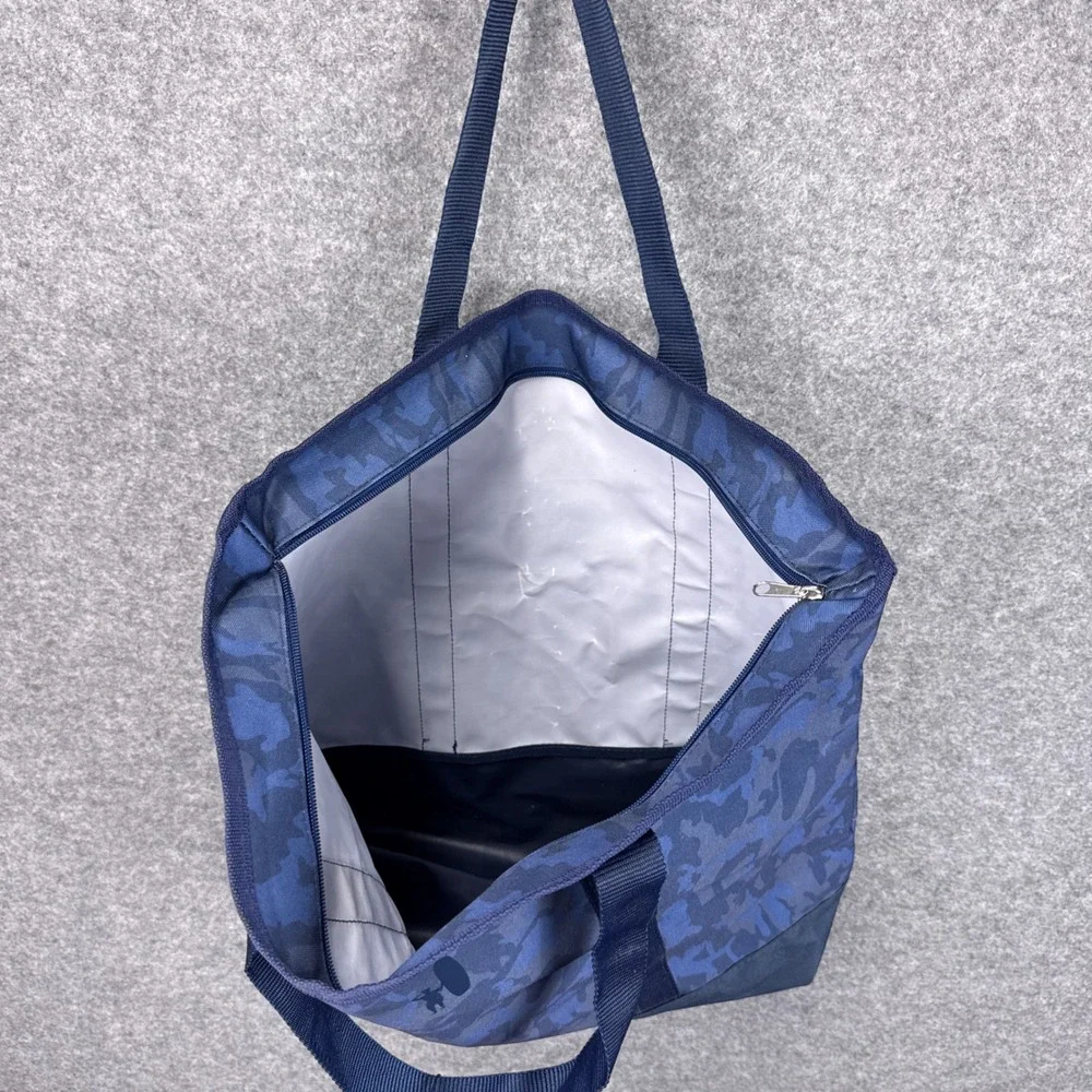johnnie-O Blue Camo Canvas Zippered Tote Bag Navy Travel Beach Bag NWT